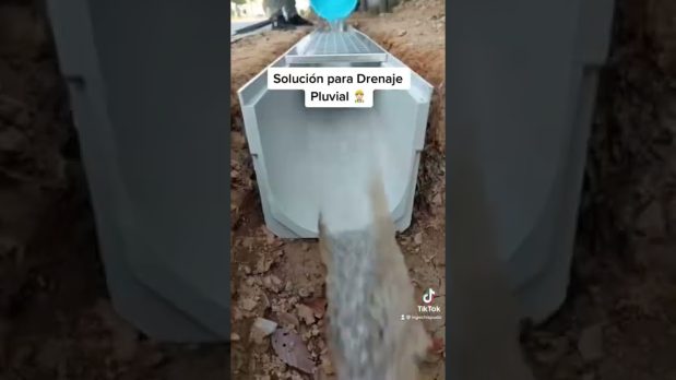 Limpieza técnica de pluviales urbanos en Málaga para evitar atascos y inundaciones